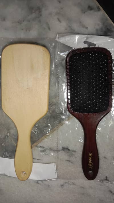 Moody's Wooden Hair Brush