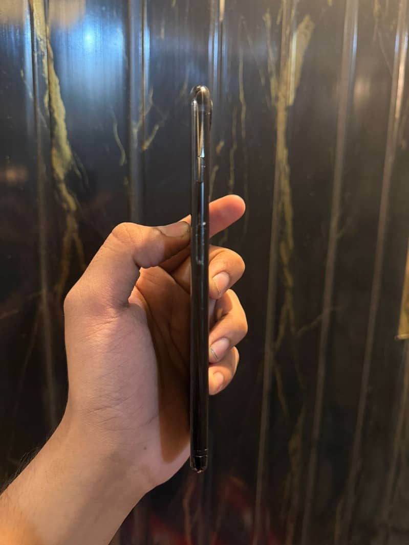 Apple iPhone 7 Plus 3