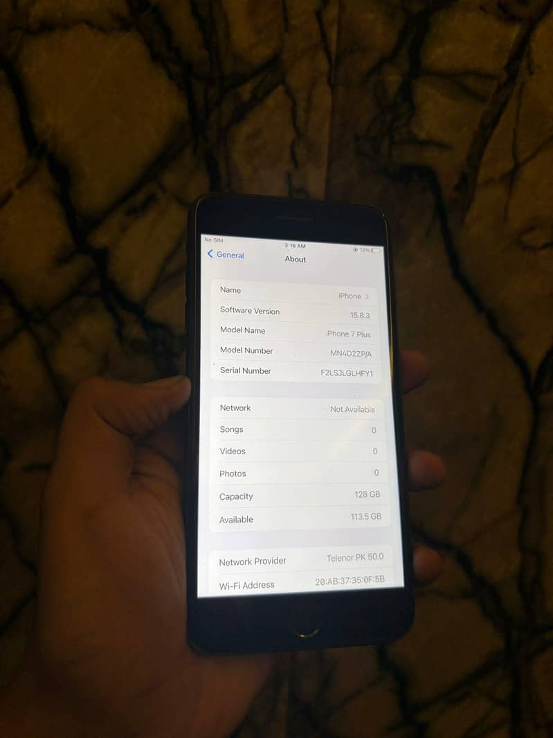 Apple iPhone 7 Plus 5
