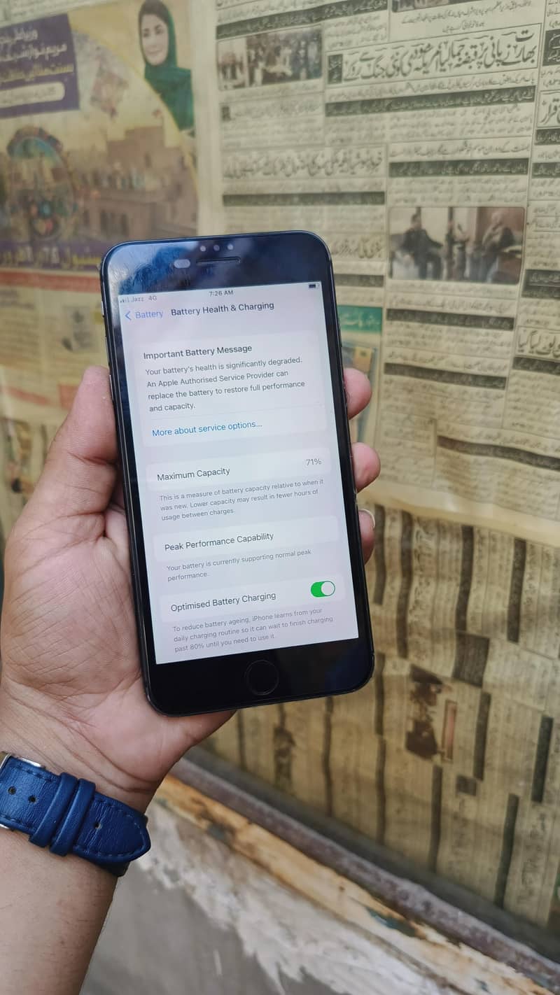 Apple iPhone 8 Plus 4
