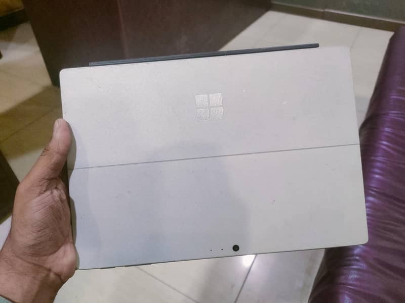 surface Pro 0