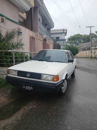 Nissan Sunny 1989