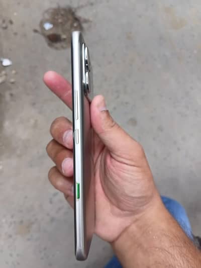 Infinix note Edge