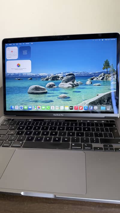 Macbook Pro 13-inch, M1, 2020 with Touchbar (Silver)