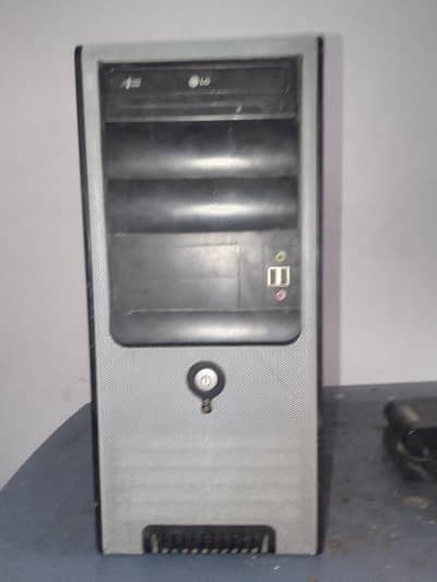 Screen + Computer core 3 Third generation 4GB RAM 250 SSD