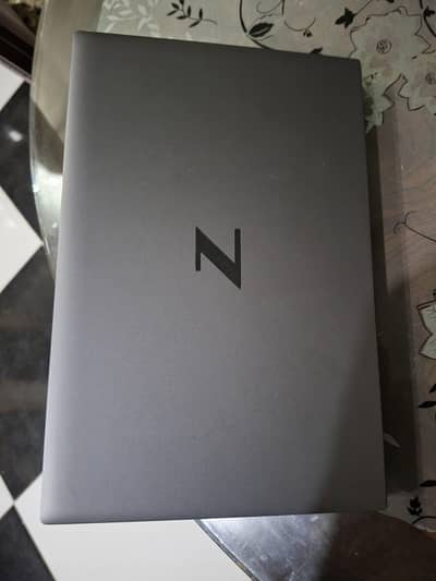 hp zbook firefly 14inch G8 - 16gb - 256gb