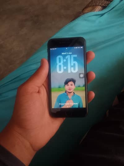 Apple iPhone SE 3