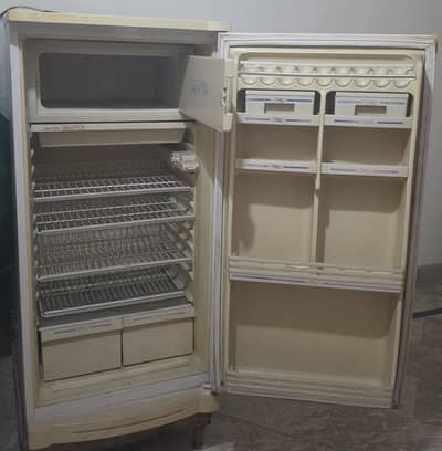 Refrigerator Waves