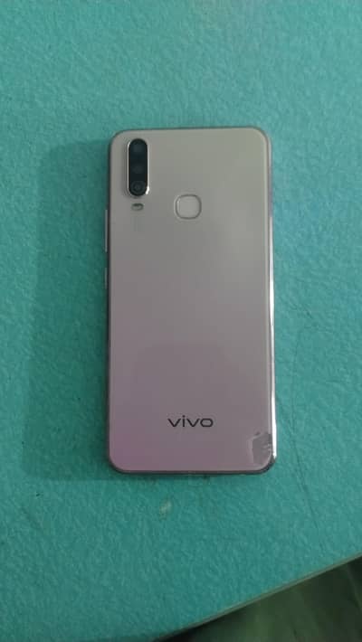 Vivo Y17