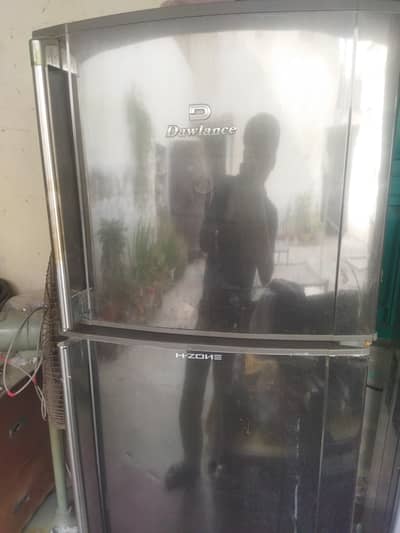It's the Dawlance medium sized fridge . I bought in 2015. . . and in best