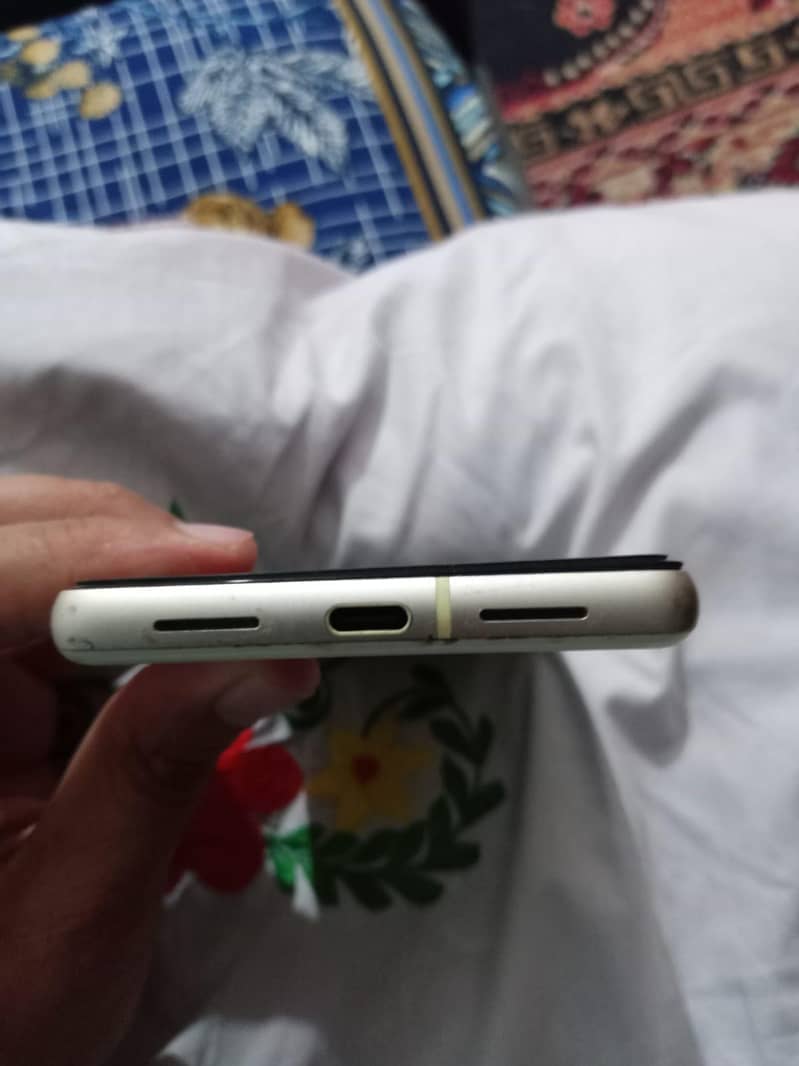 Google Pixel 7 3
