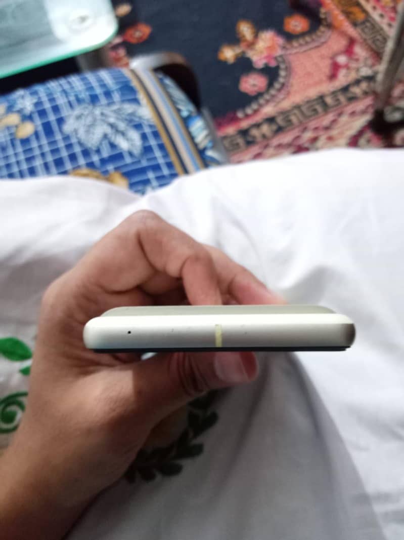 Google Pixel 7 6