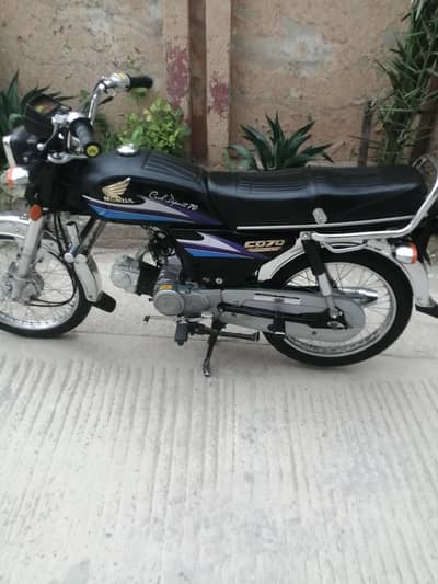 Honda CD 70 2006 model total genuine 03170823124