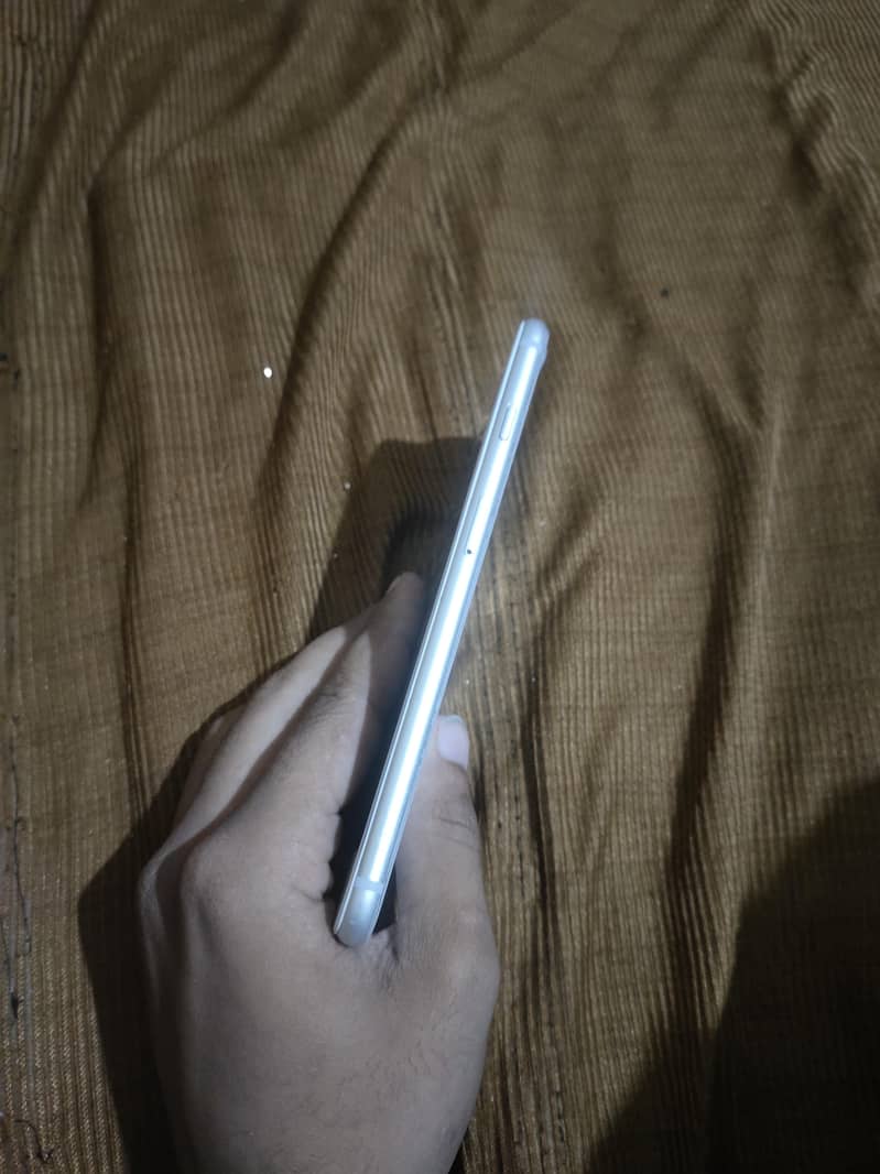 iphone 8 plus 4