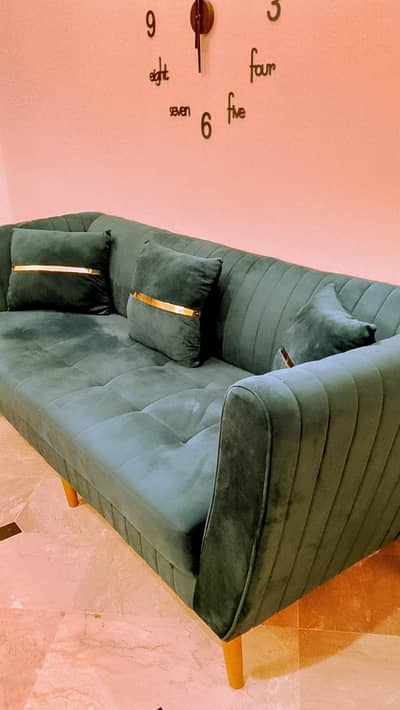 5 Seater Sofa Set 3 + 2 Urgent Sale