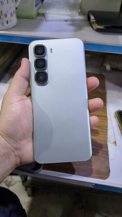 Infinix Hot 6 Pro plus  8 /256 Fresh 10/10 condition