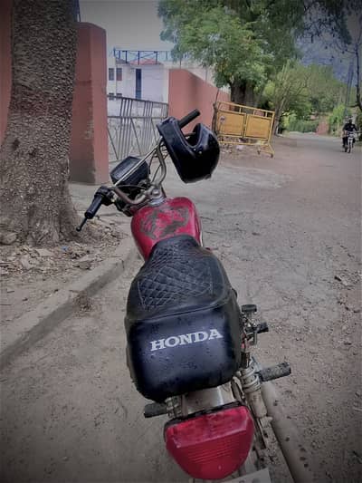 Urgent sale bike pindi k number ki h copy h be