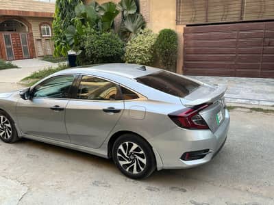 Honda Civic Oriel 2017