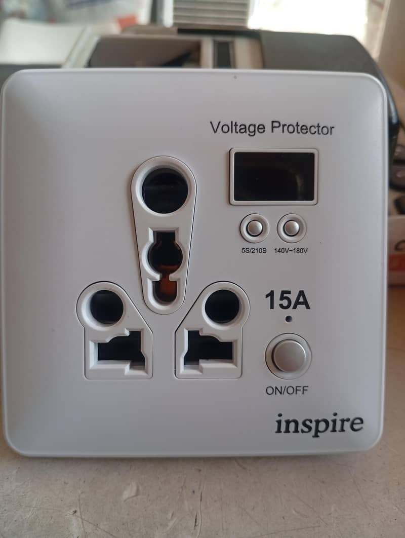 Light plug+power plug 1