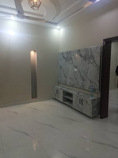 Architect Society 5.5 Marla Lower Portion Available For Rent