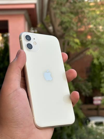 iPhone 11 icloud lock 10/10 condition
