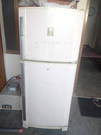Dawlance fridge Medium size 0(3)0(0)*726(5)484)