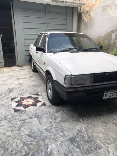 Nissan Sunny 1987
