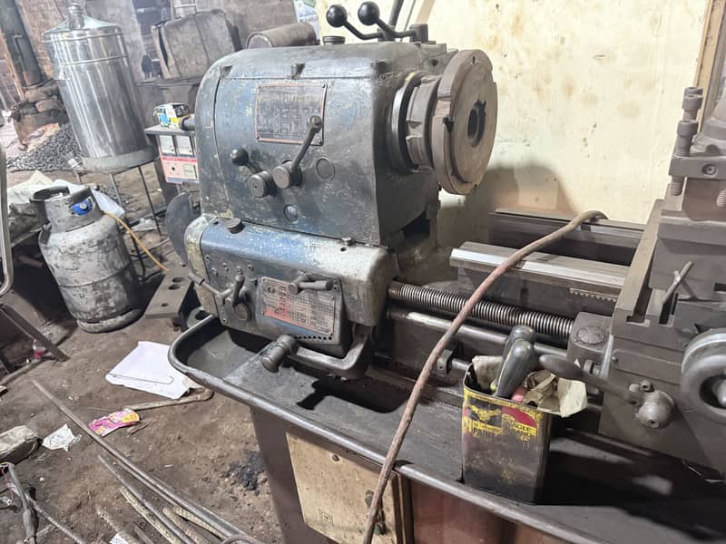 Lathe machine.       خراد مشین 2