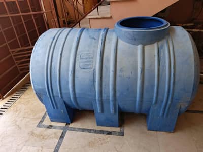 Heavy water tank 1000L
