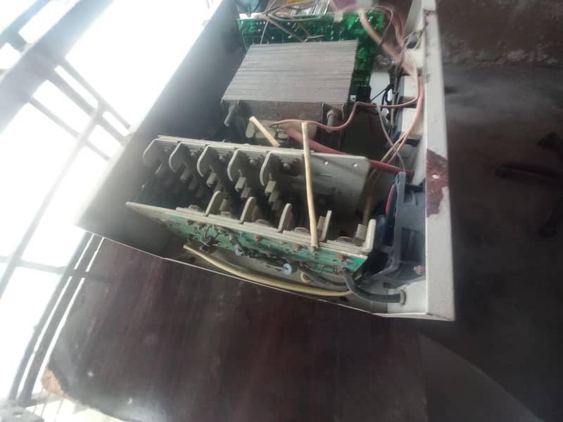 UPS 24v 2