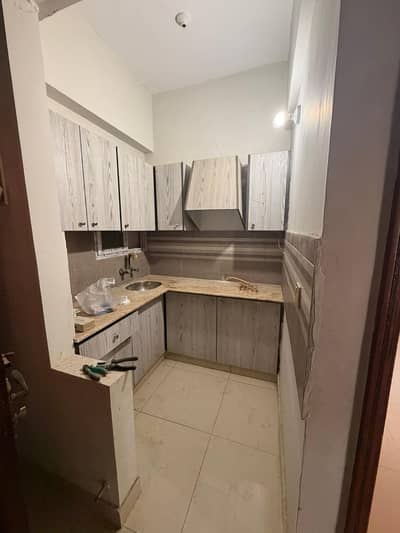 Prime Location Flat Sized 700 Square Feet In North Nazimabad - Block L