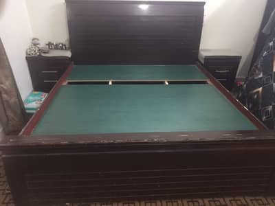 King size bed