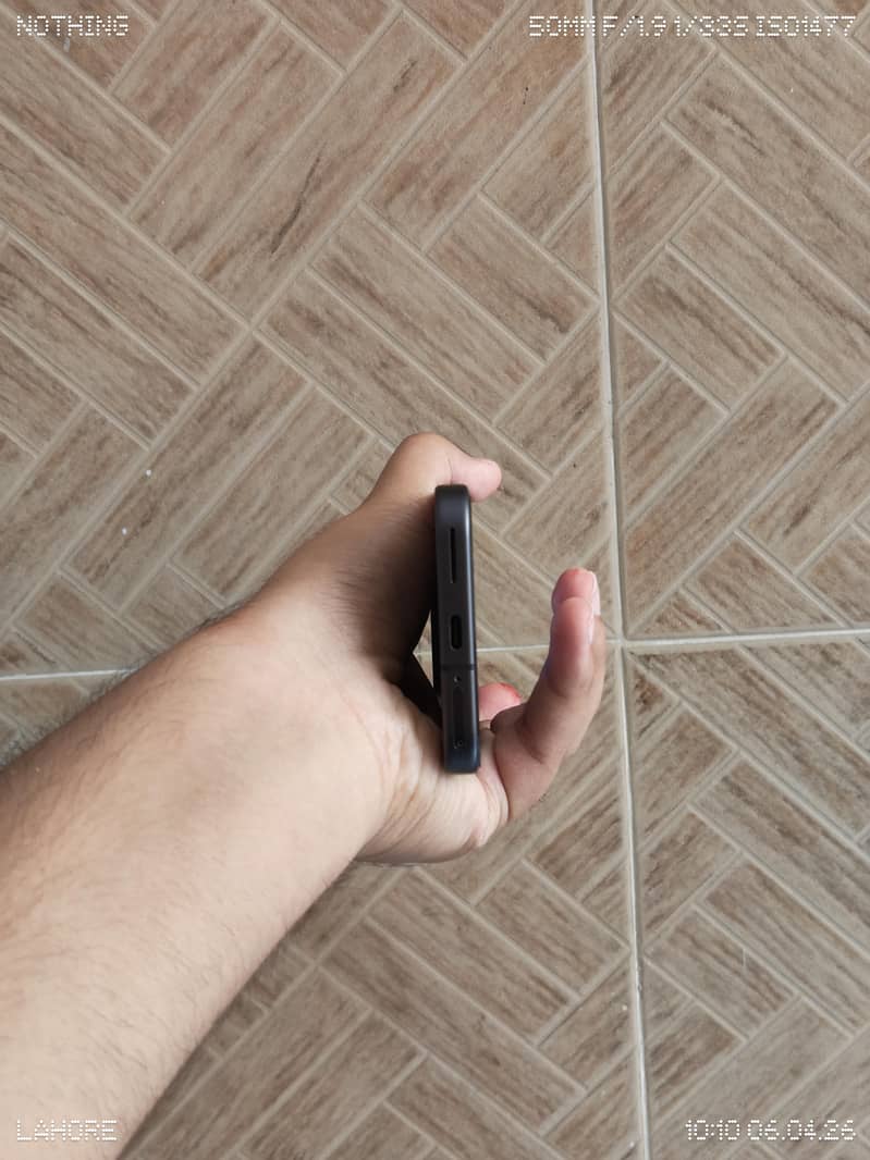 Google Pixel 9 5