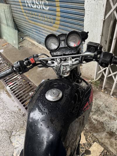YBR 125 G