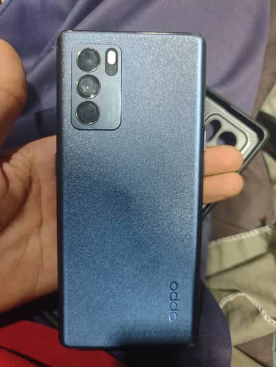 OPPO Reno6 Pro