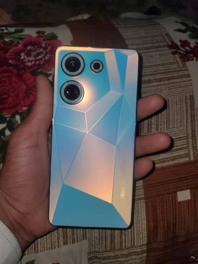 tacno camon 20