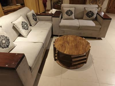 slightly used sofa set 321 seater