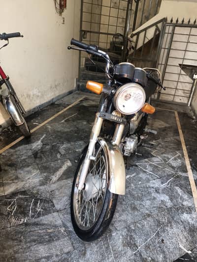 Yamaha YD-100 Junoon 2010
