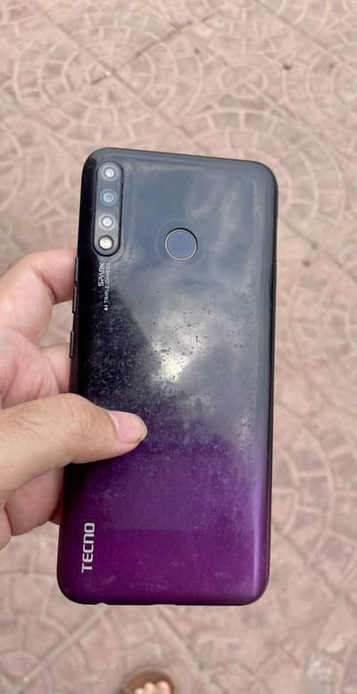 Tecno Spark 4