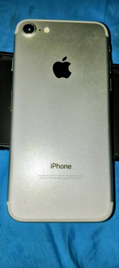 Apple iPhone 7/64gb 100BH
