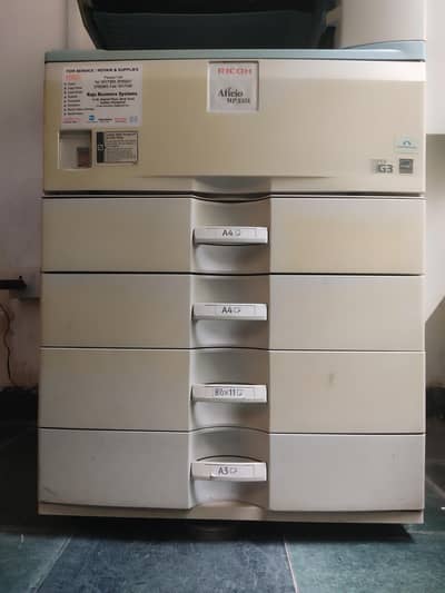 model MP 3351 with 4 trays