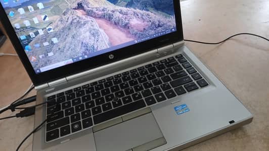 hp elitebook 8460p with battery