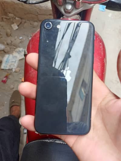 Apple iPhone SE