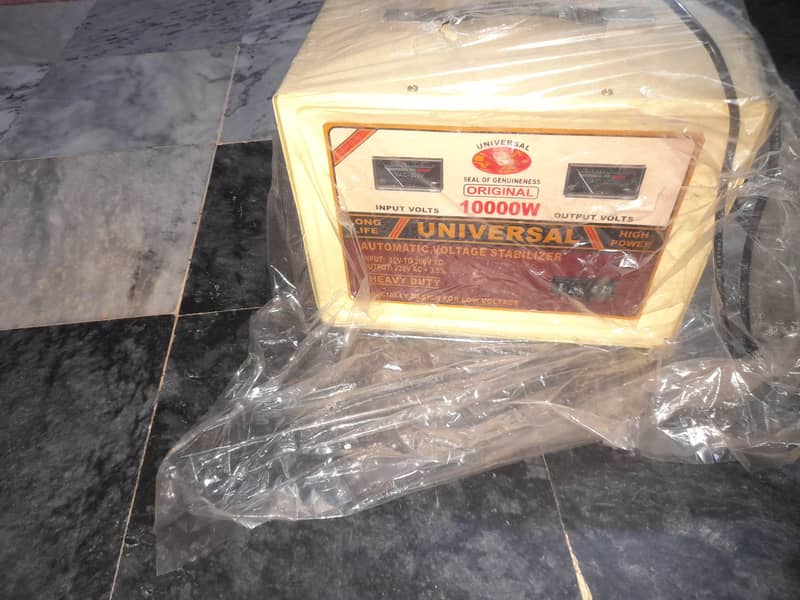UNIVERSAL AUTOMATIC VOLTAGE STABILIZER 1