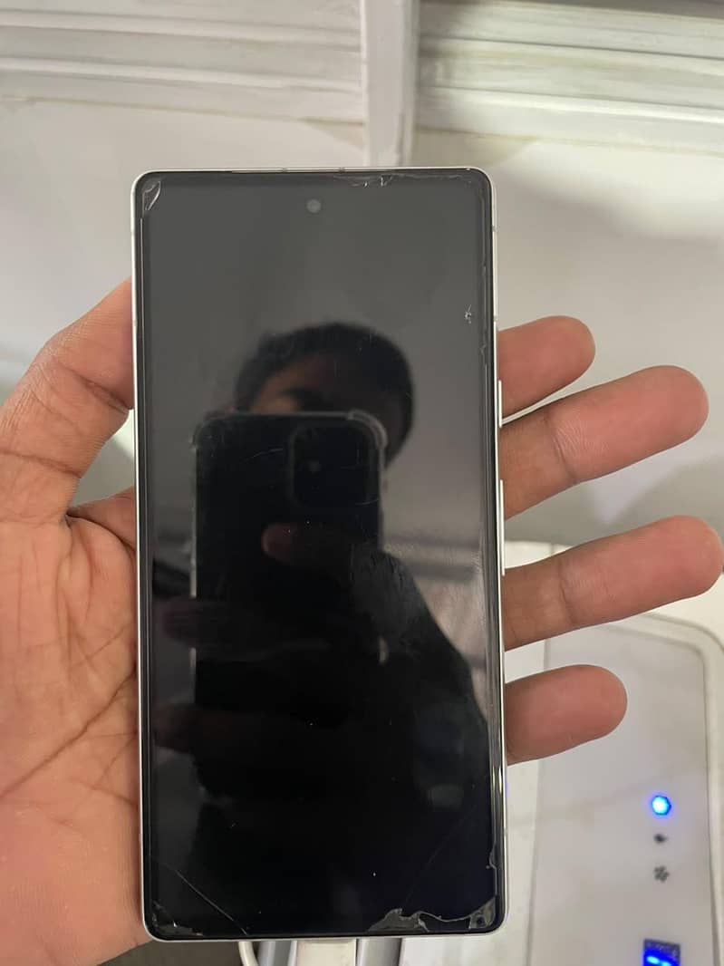 Google Pixel 7a 2