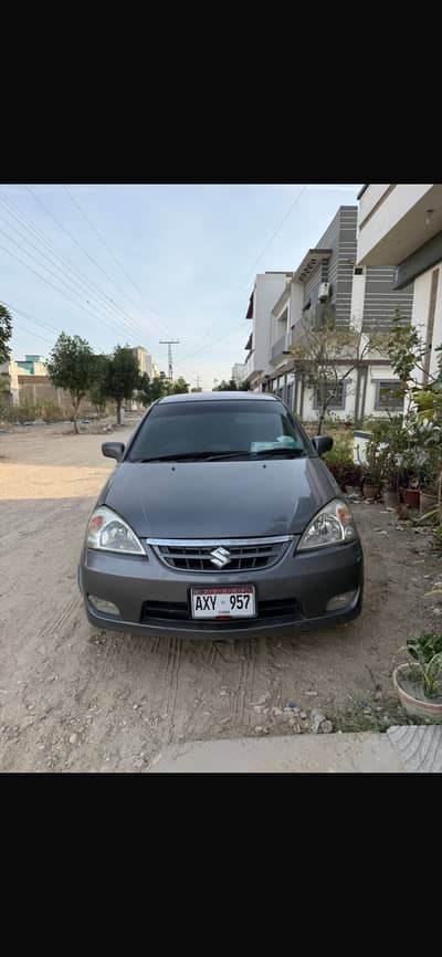 Suzuki Liana 2010