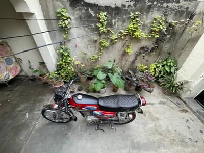 Im selling my bike 125 in a good and neat condition