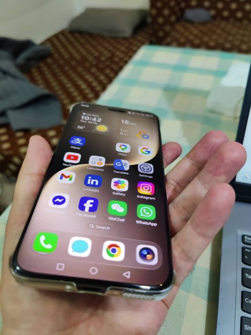 Honor Magic7 Pro 1