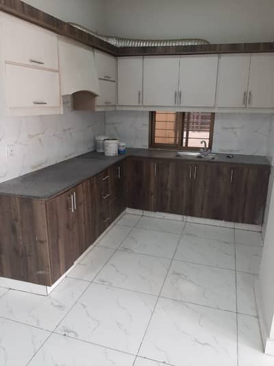 3 Bed Dd Prime Location: Gulistan-e-Johar Block 7 Near Mosmiyat