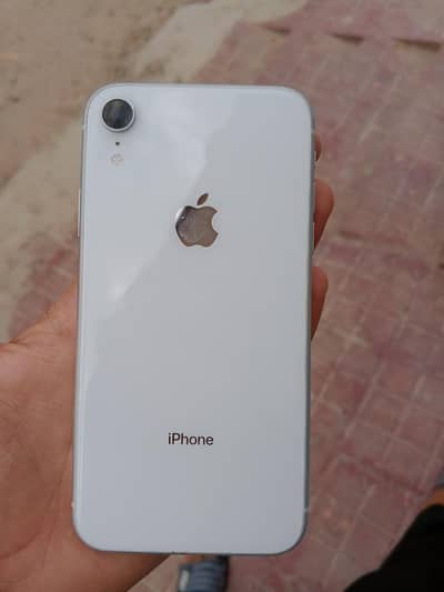Apple iPhone XR